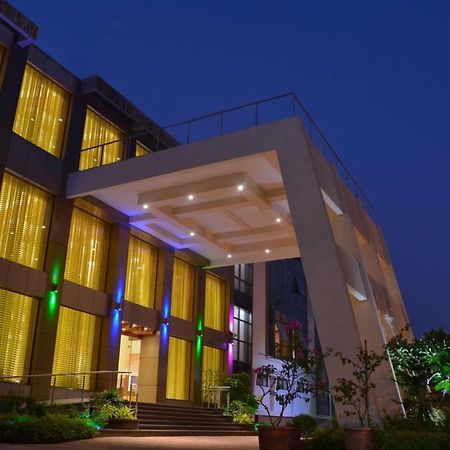 Club Emerald Bombay Extérieur photo